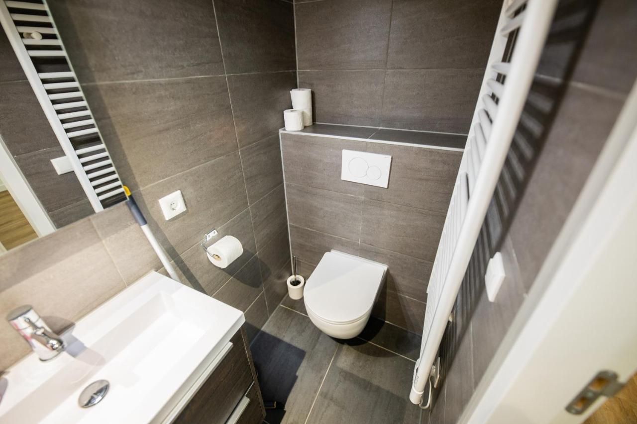 Great 95M2 Two-Bedroom Apartment - We39 تيل المظهر الخارجي الصورة